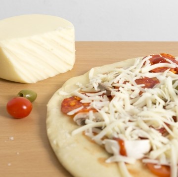 ピザのチーズ種類